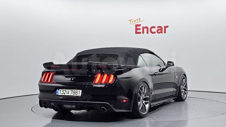 Ford Mustang 2017 — 2