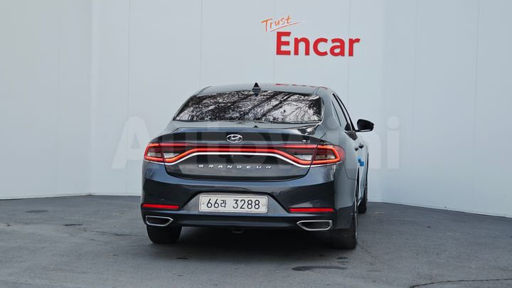 Hyundai Grandeur 2018 — 4