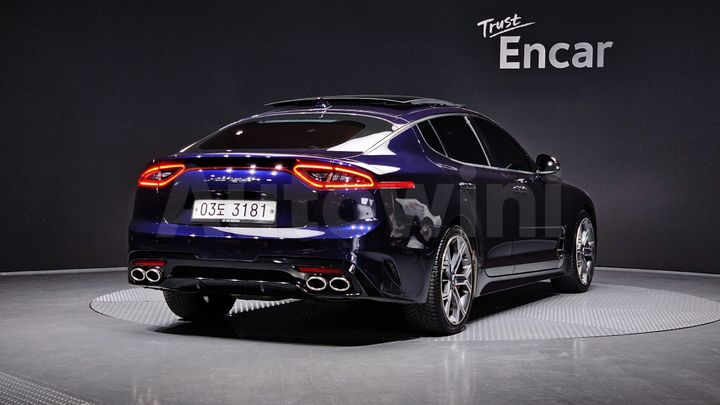 Kia Stinger 2018 — 2
