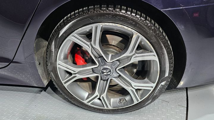 Kia Stinger 2018 — 5