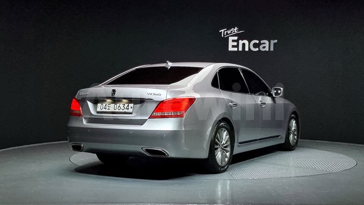 Hyundai Equus 2014 — 2
