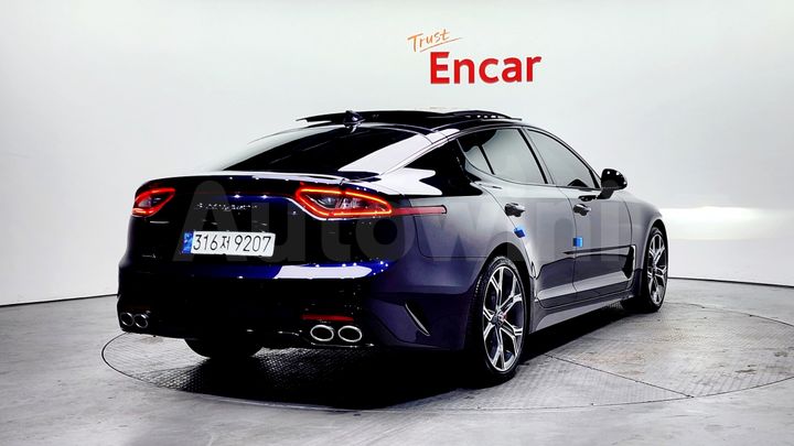 Kia Stinger 2018 — 2