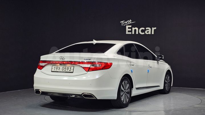 Hyundai Grandeur 2016 — 2