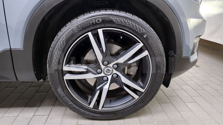 Volvo XC40 2020 — 5