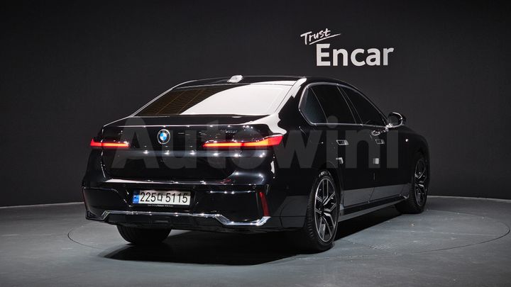 BMW 7 Series 2023 — 2