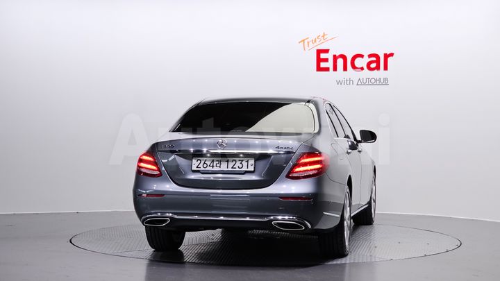 Mercedes Benz E Class 2020 — 4
