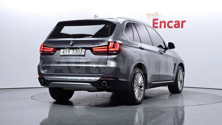 BMW X5 2017 — 2