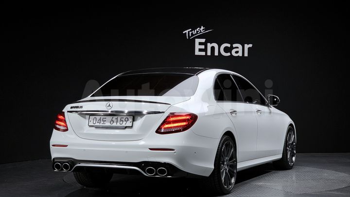 Mercedes Benz E Class 2018 — 2