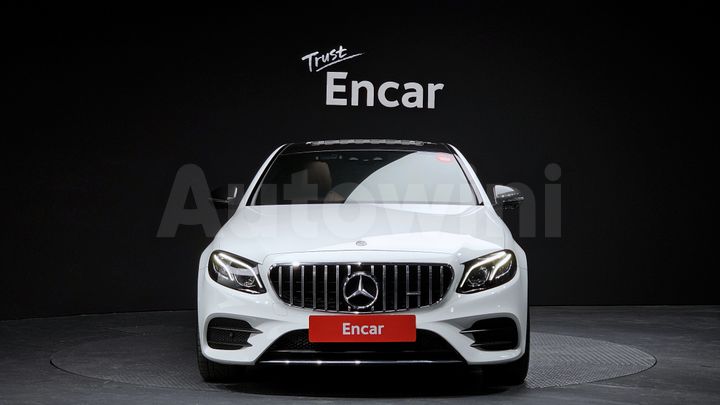 Mercedes Benz E Class 2018 — 3