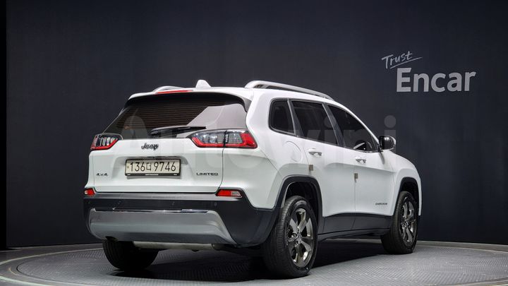 Jeep Cherokee 2020 — 2
