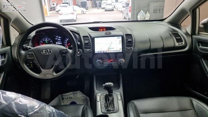 Kia K3 2015 — 5