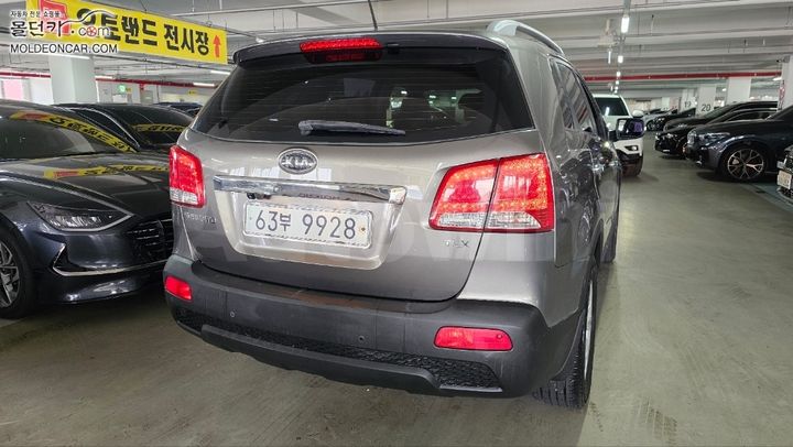 Kia Sorento 2009 — 4