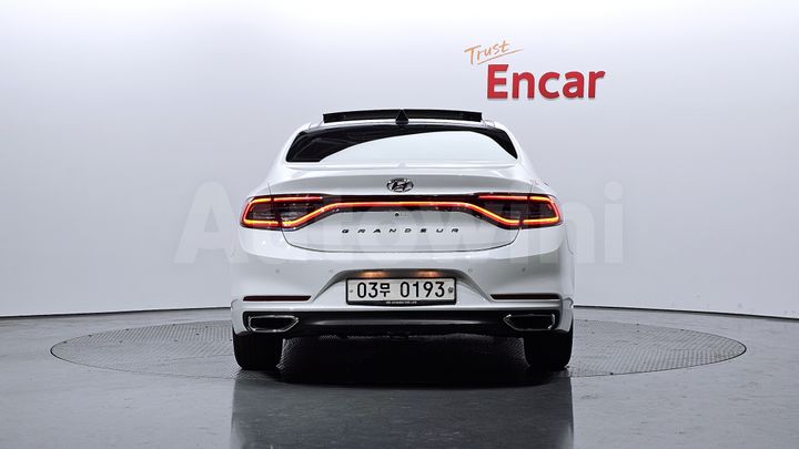 Hyundai Grandeur 2017 — 4