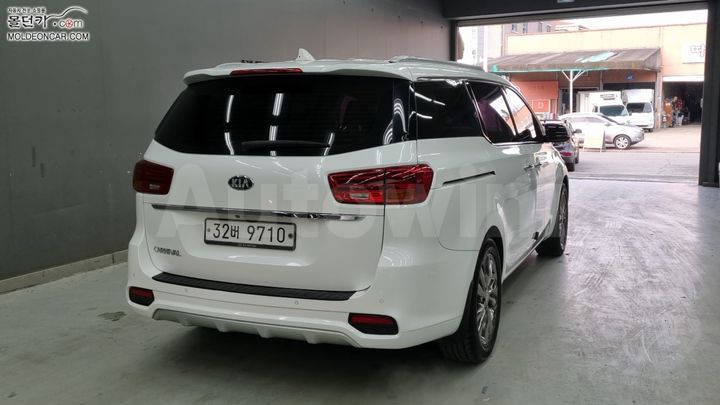 Kia Carnival 2019 — 2