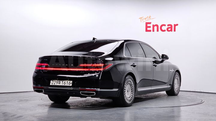 Genesis G90 2021 — 2