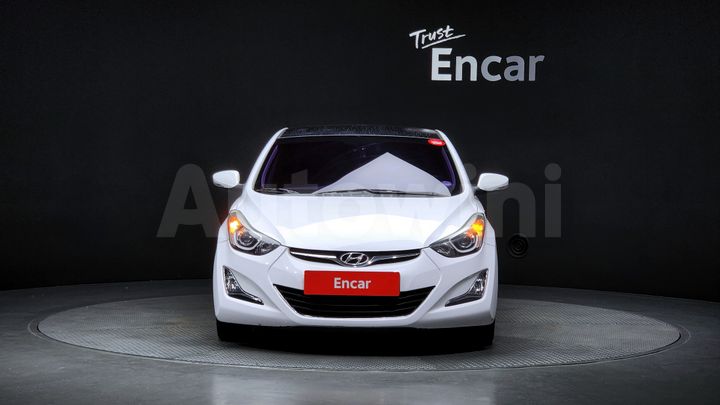 Hyundai Avante 2015 — 3