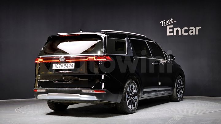 Kia Carnival 2021 — 2