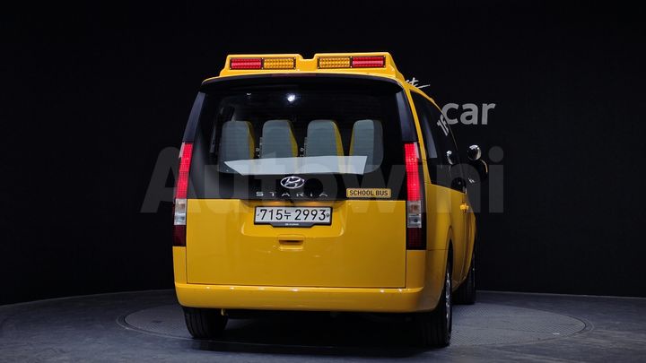 Hyundai Staria 2023 — 4