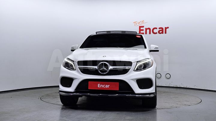 Mercedes Benz GLE Class 2017 — 3