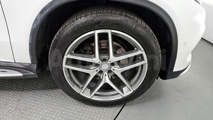 Mercedes Benz GLE Class 2017 — 5