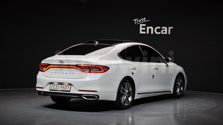 Hyundai Grandeur 2018 — 2