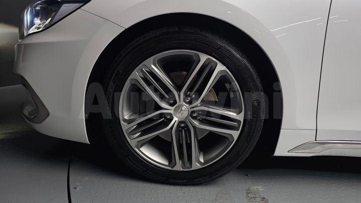Hyundai Grandeur 2018 — 5