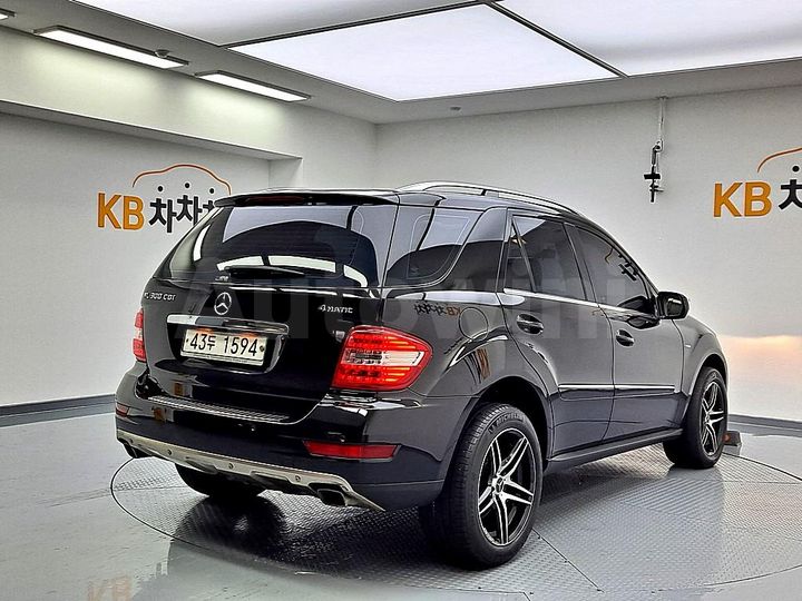 Mercedes Benz M Class 2010 — 3
