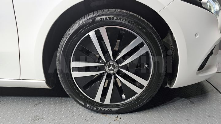 Mercedes Benz A Class 2022 — 5