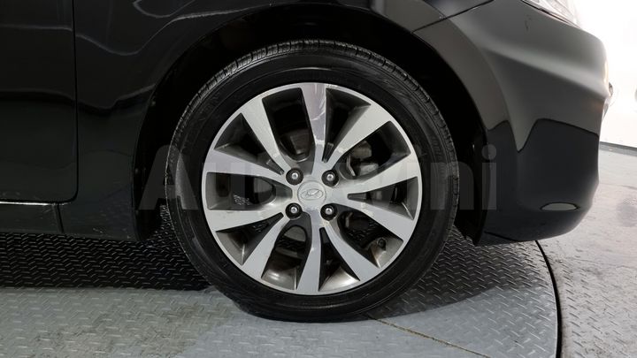 Hyundai Accent 2015 — 5