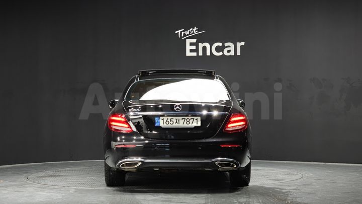 Mercedes Benz E Class 2017 — 4