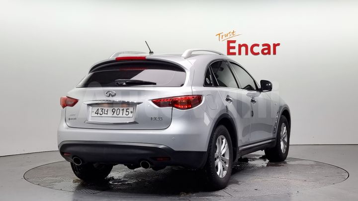 Infiniti FX