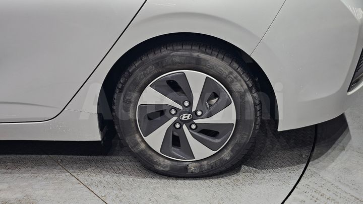 Hyundai Ioniq 2019 — 5