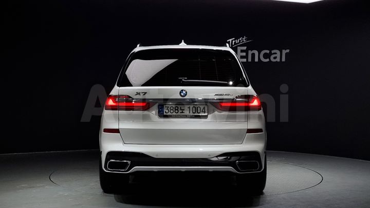 BMW X7 2021 — 4