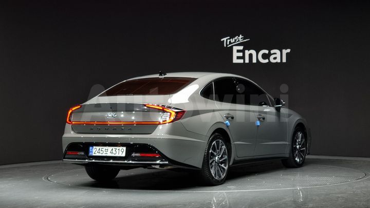 Hyundai Sonata 2022 — 2
