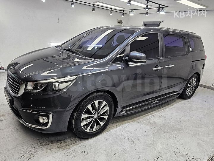 Kia Carnival 2017 — 3