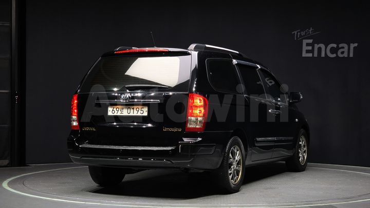 Kia Carnival 2014 — 2