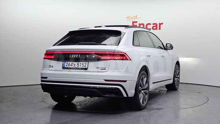 Audi Q8 2021 — 2