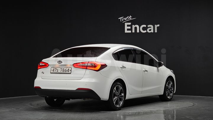 Kia K3 2015 — 2