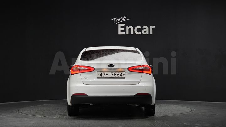 Kia K3 2015 — 4