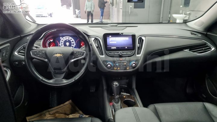 Chevrolet Malibu 2019 — 5