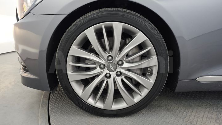 Hyundai Genesis 2016 — 5