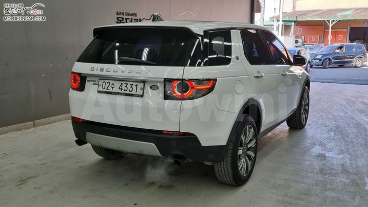 Land Rover Discovery Sport 2017 — 2
