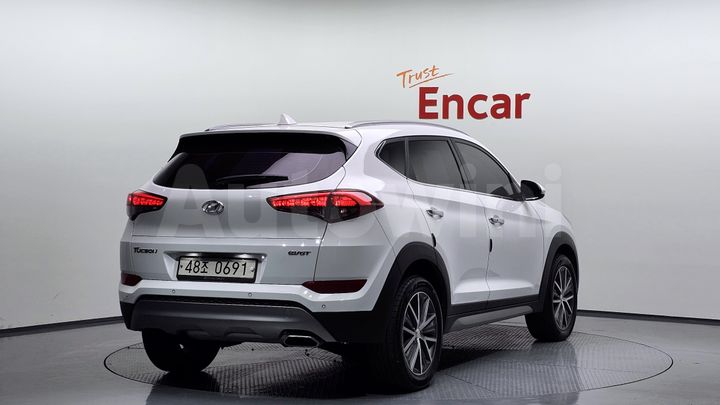 Hyundai Tucson 2017 — 2