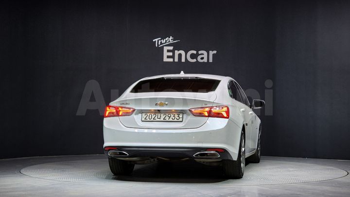Chevrolet Malibu 2020 — 4