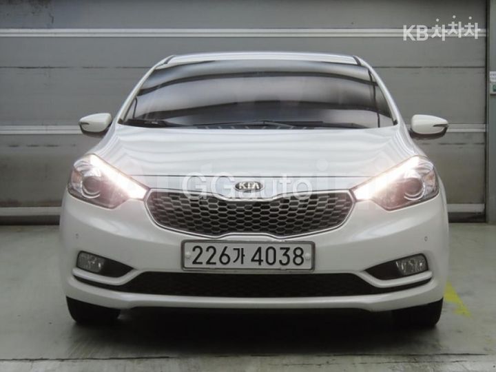 Kia K3 2013 — 2