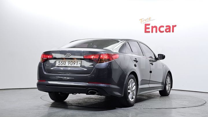 Kia K5 2013 — 2