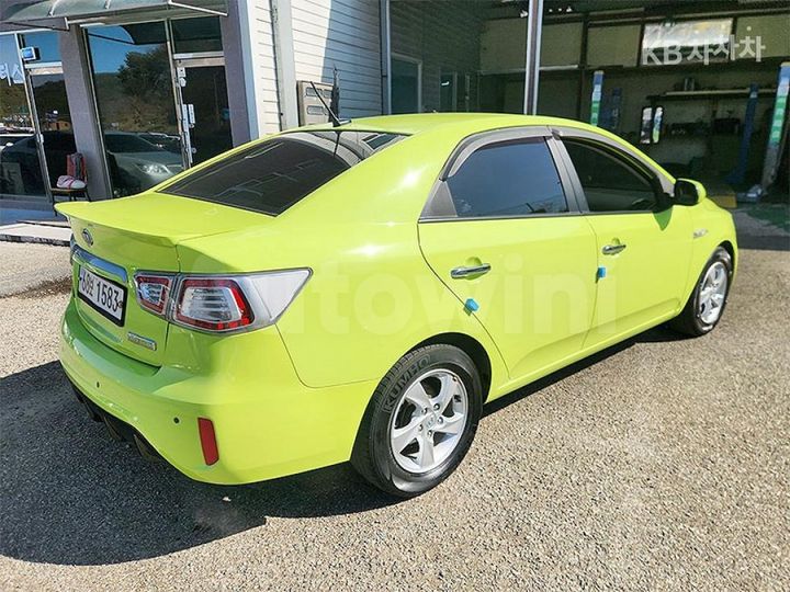 Kia Forte 2010 — 5