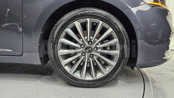 Kia K7 2018 — 5