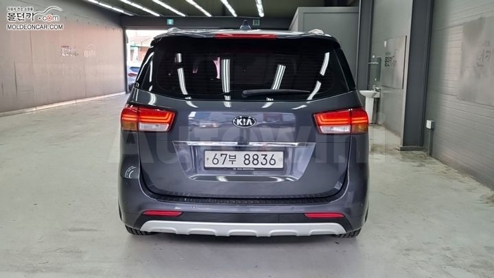 Kia Carnival 2015 — 4