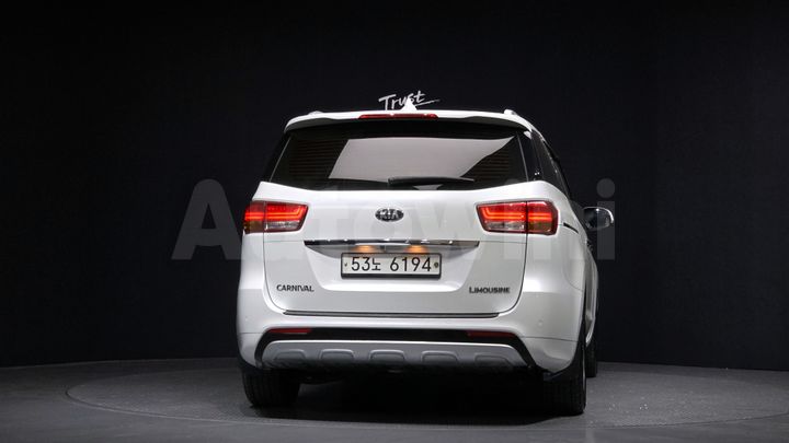 Kia Carnival 2017 — 4
